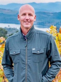 Rosco Eakins, Estate Sales Manager